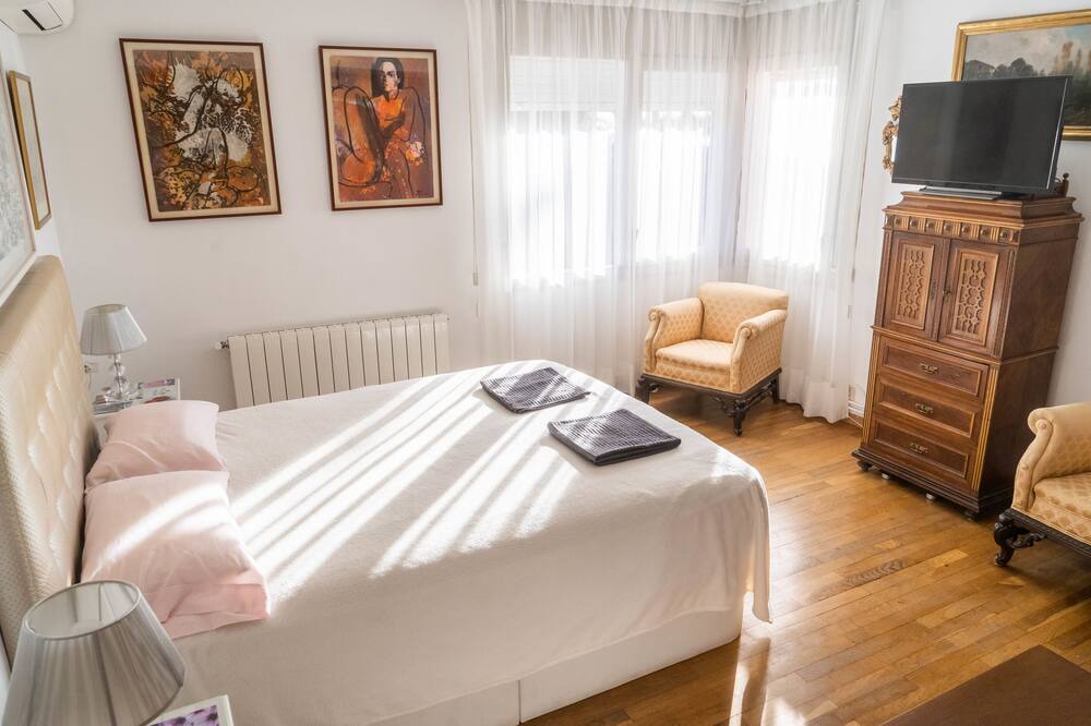 Photo of Bedroom in Sant Vicenc de Montalt
