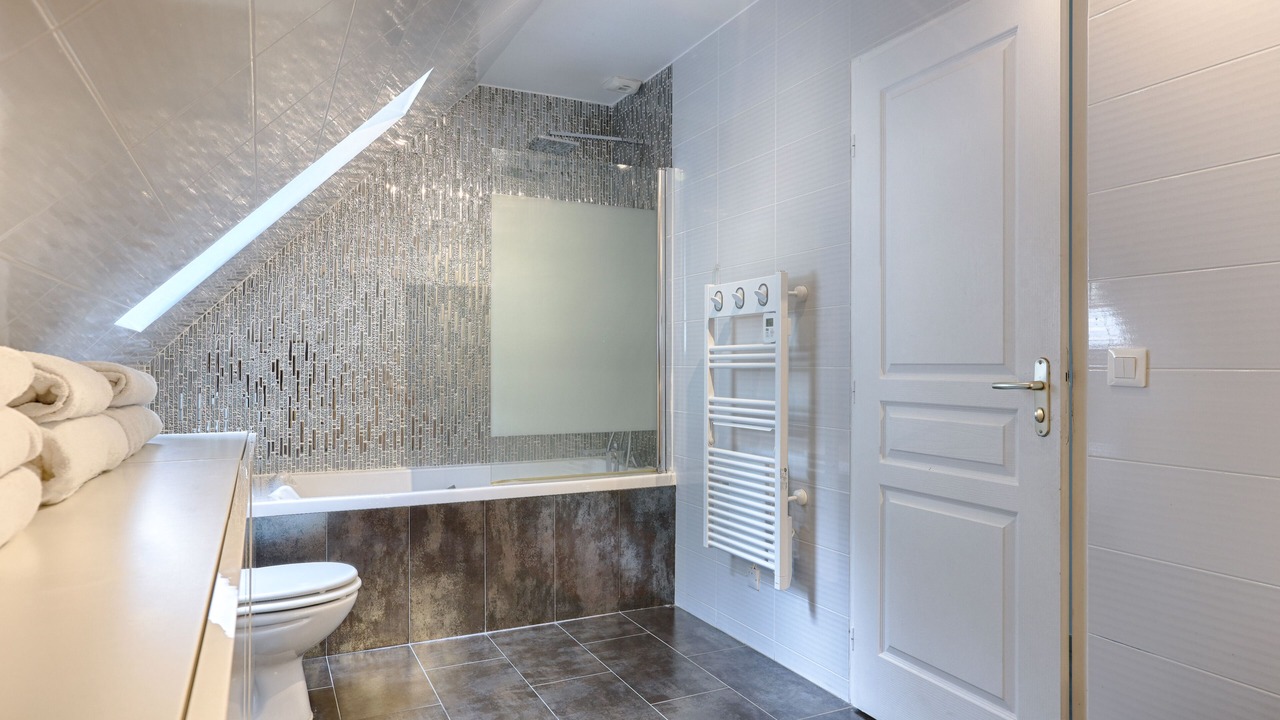 Photo of Bathroom in Montevrain