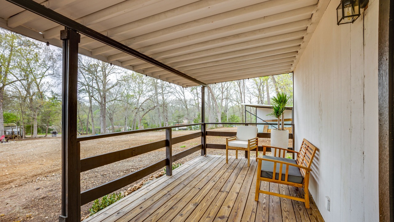 Photo of Patio Balcony in Willis