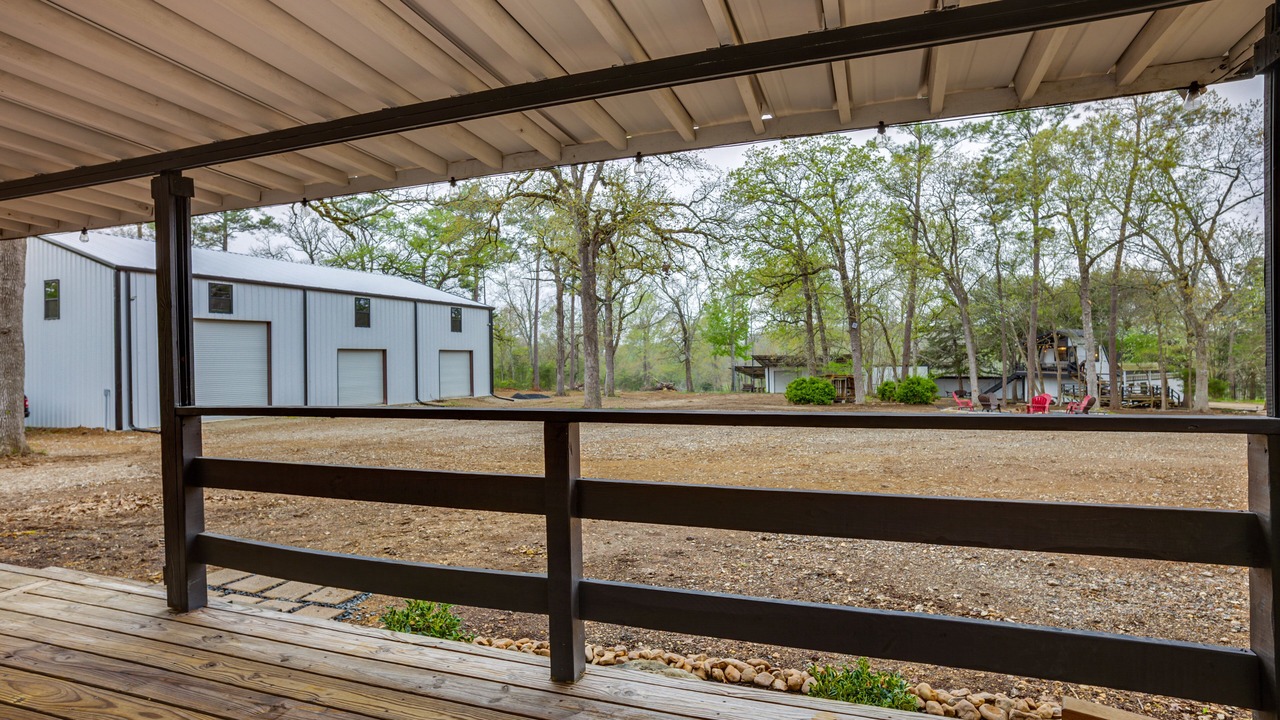 Photo of Outdoor in Willis