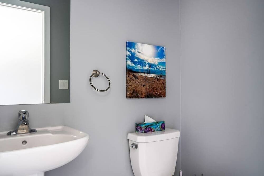 Photo of Bathroom in The Blue Mountains