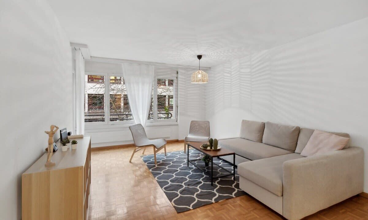 Photo of Livingroom in District 8