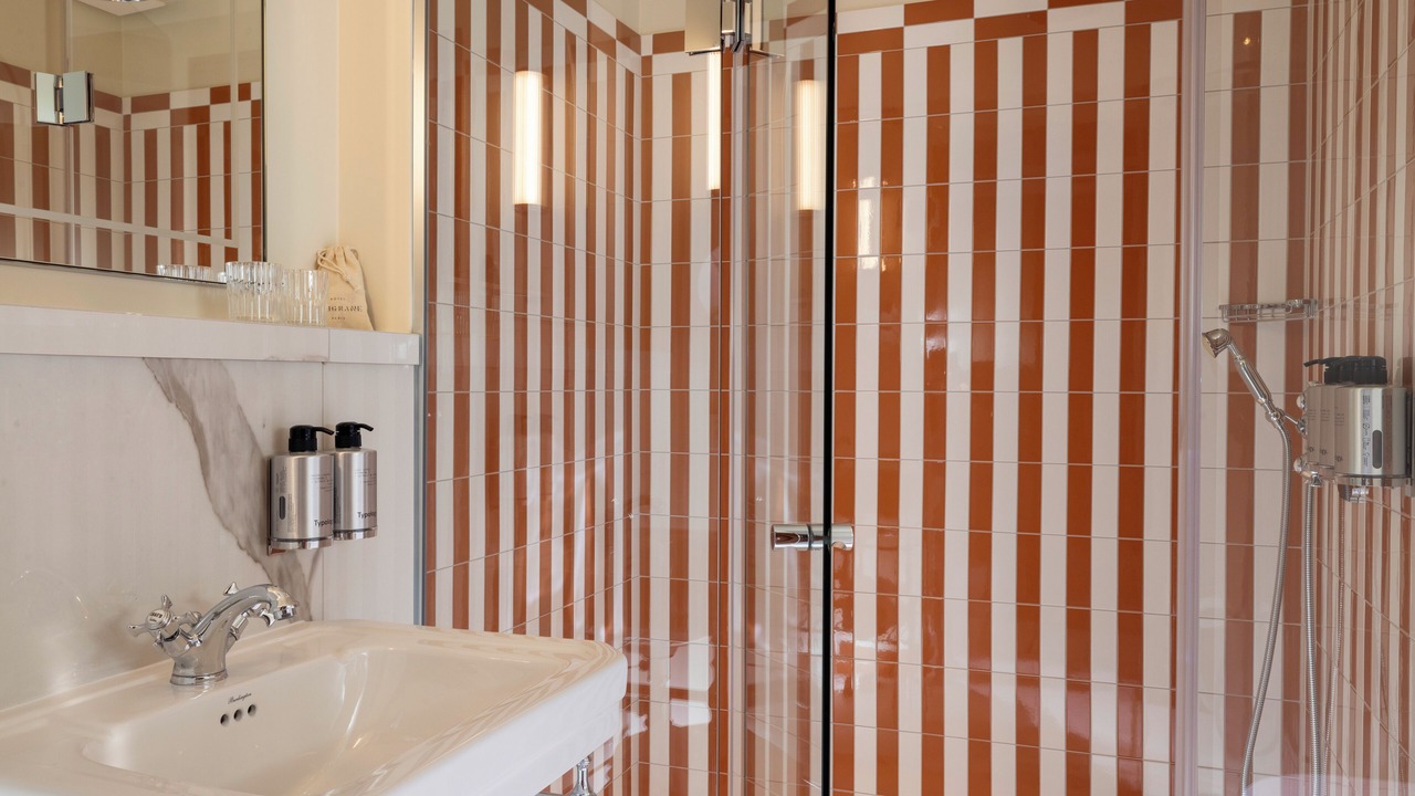 Photo of Bathroom in Vivienne