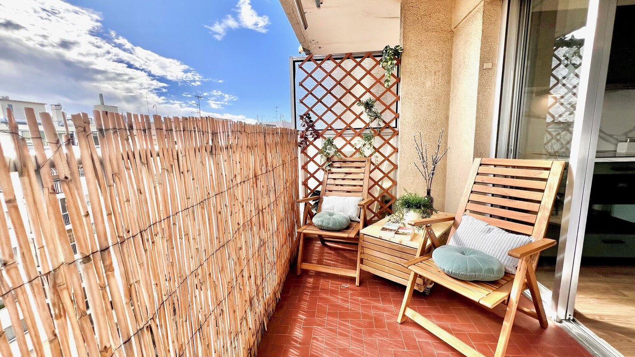 Photo of Patio Balcony in La Californie