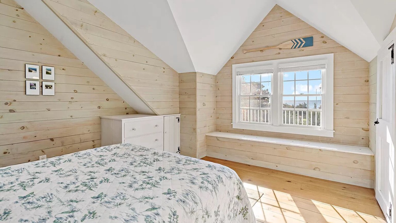 Photo of Others in West Hyannisport