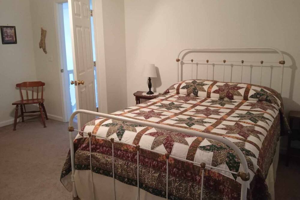 Photo of Bedroom in Gainesville