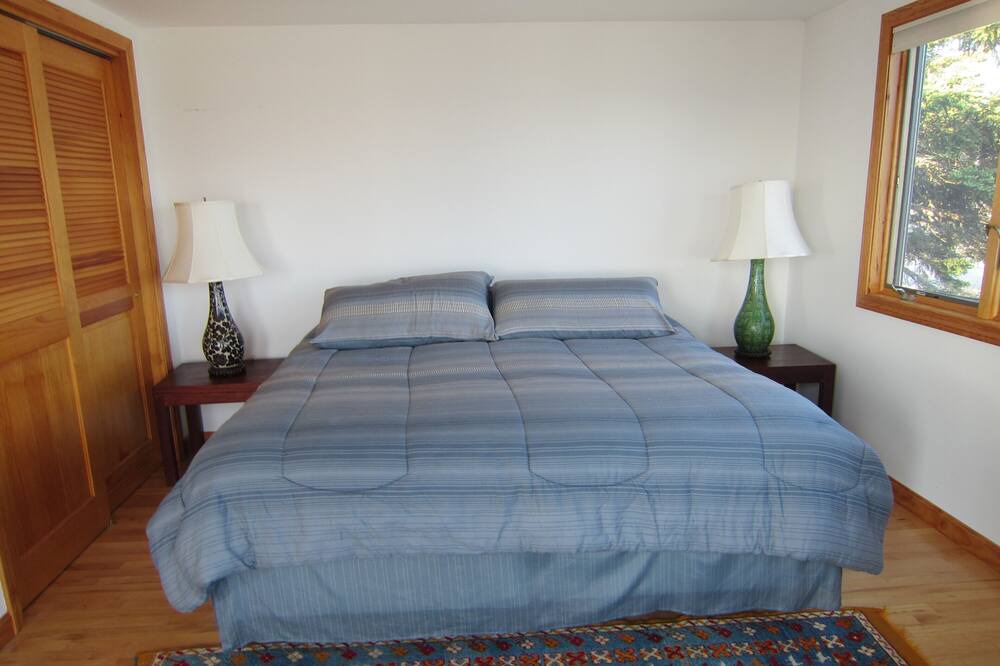 Photo of Bedroom in Spruce Head