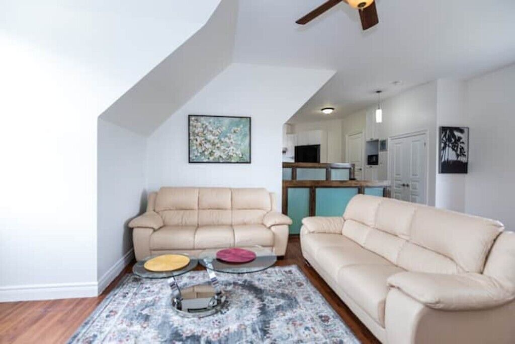 Photo of Livingroom in Kawartha Lakes