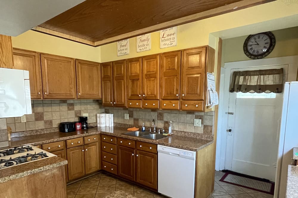 Photo of Kitchen in Wood Lake