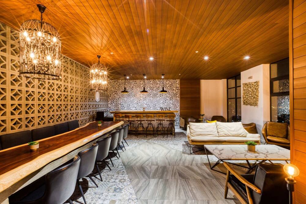 Photo of Others in Avenida Revolucion