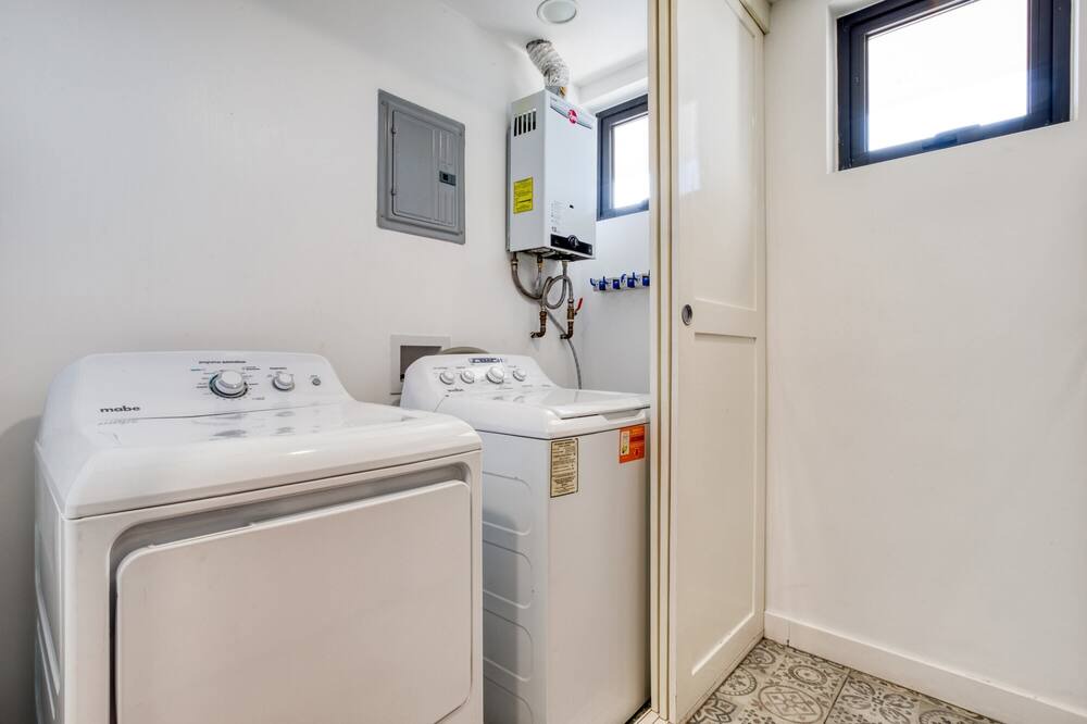 Photo of Others in Avenida Revolucion