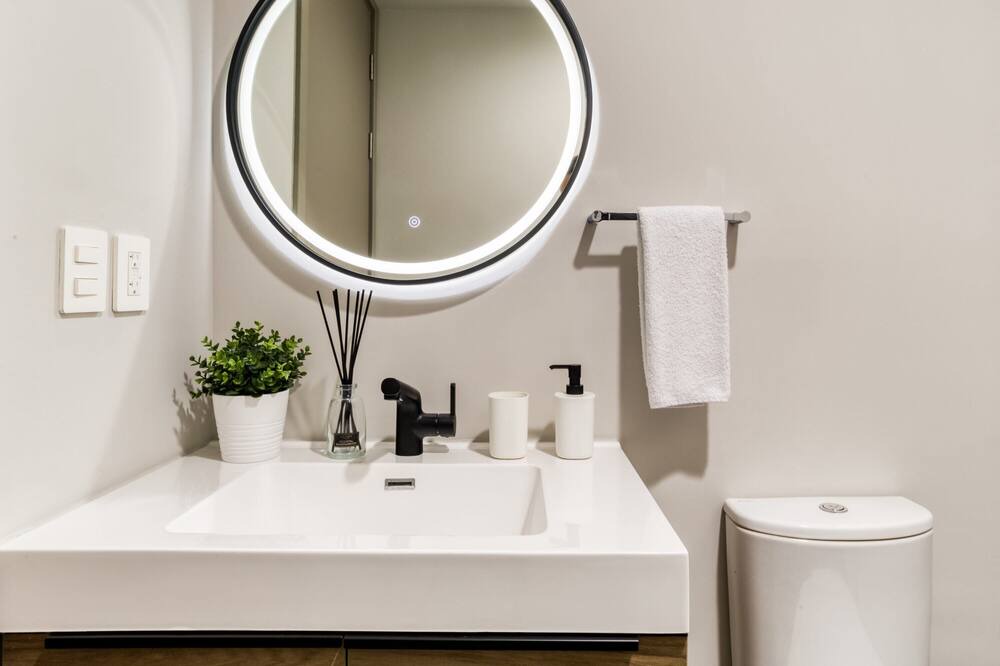 Photo of Bathroom in Avenida Revolucion