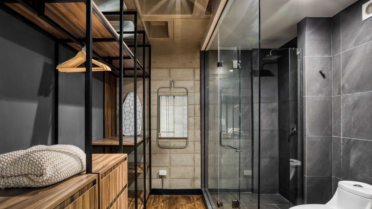 Photo of Bathroom in Avenida Revolucion