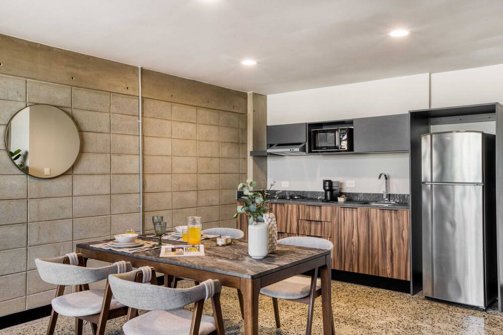 Photo of Others in Avenida Revolucion