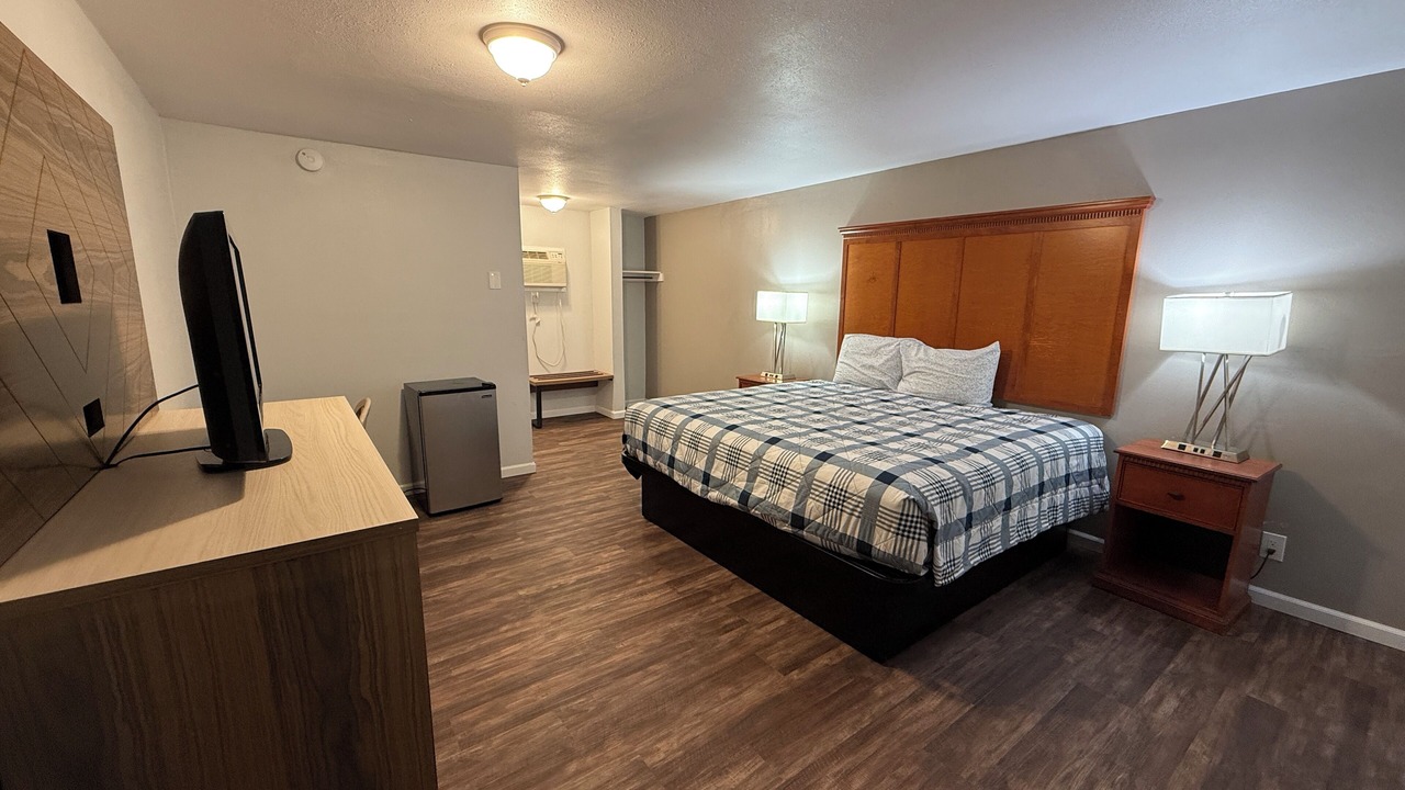 Photo of Bedroom in Old Farm District