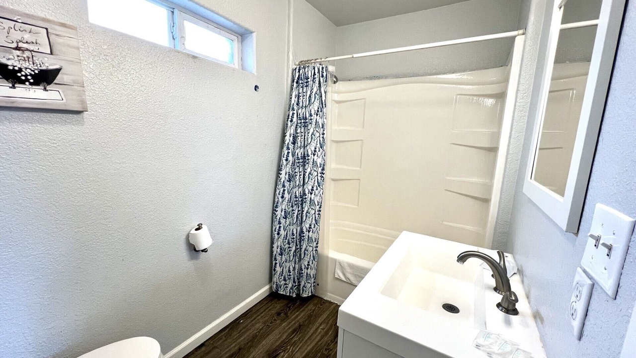 Photo of Bathroom in Larkspur