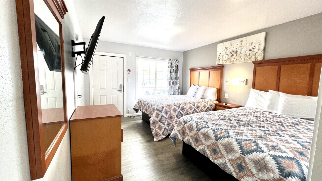 Photo of Bedroom in Larkspur
