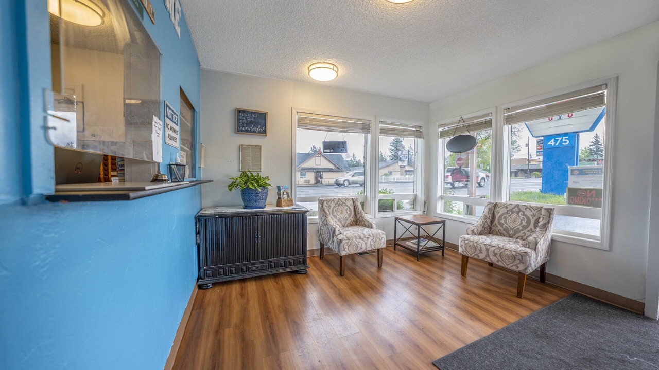 Photo of Others in Larkspur