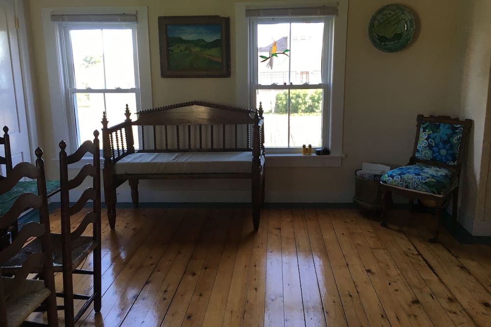 Photo of Bedroom in Jonesport