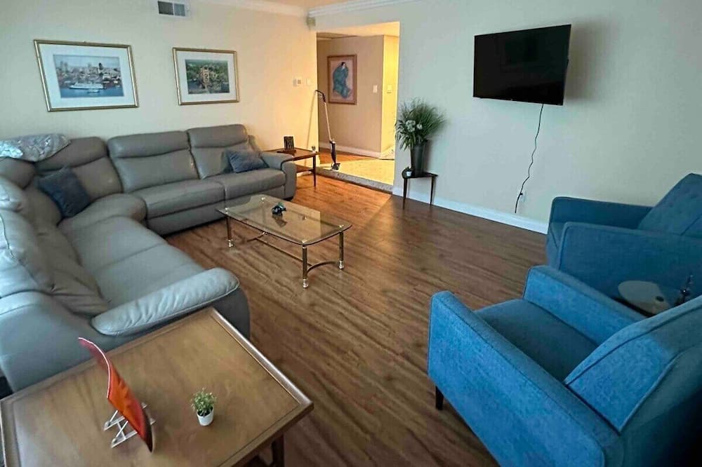 Photo of Others in Carmichael