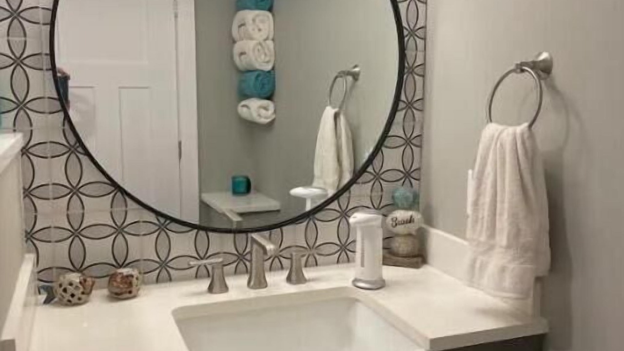 Photo of Bathroom in Solon Mills