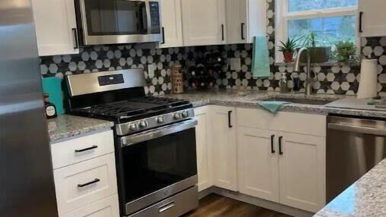 Photo of Kitchen in Solon Mills