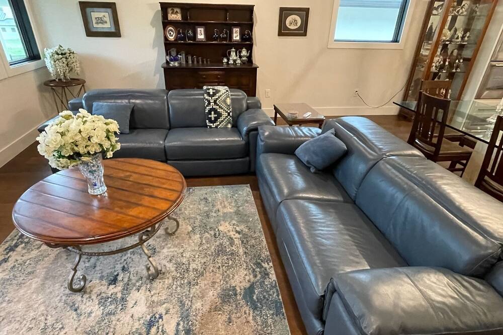 Photo of Livingroom in Barton Creek Lakeside