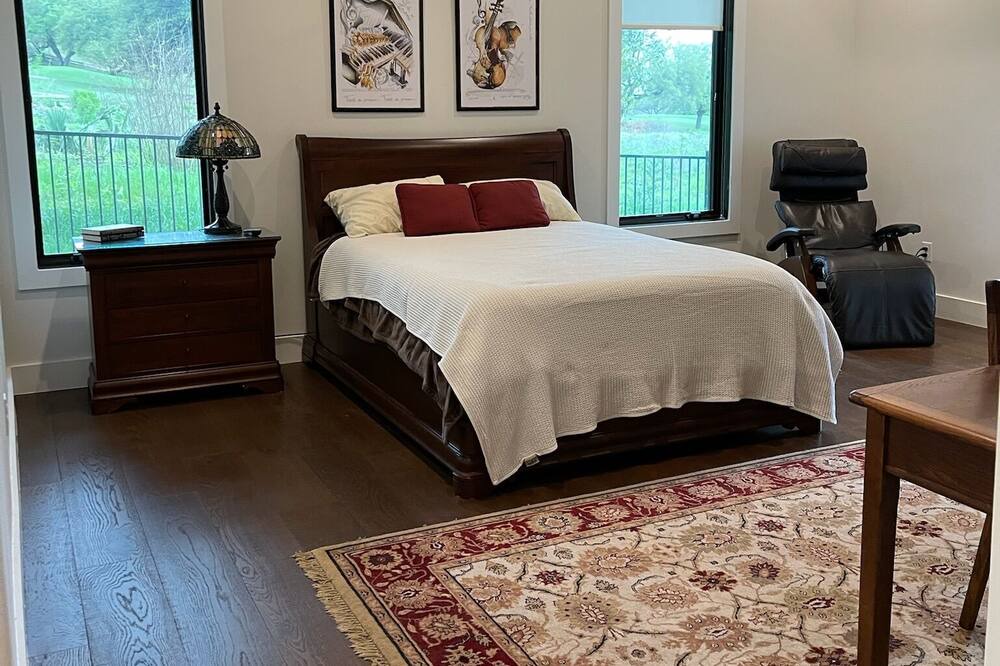 Photo of Bedroom in Barton Creek Lakeside