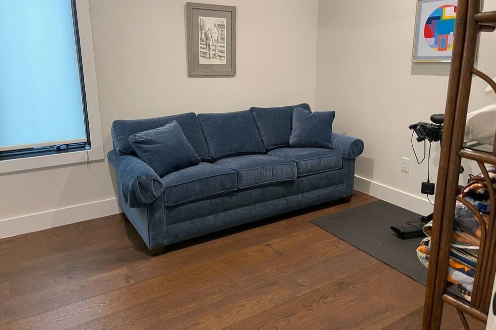 Photo of Livingroom in Barton Creek Lakeside