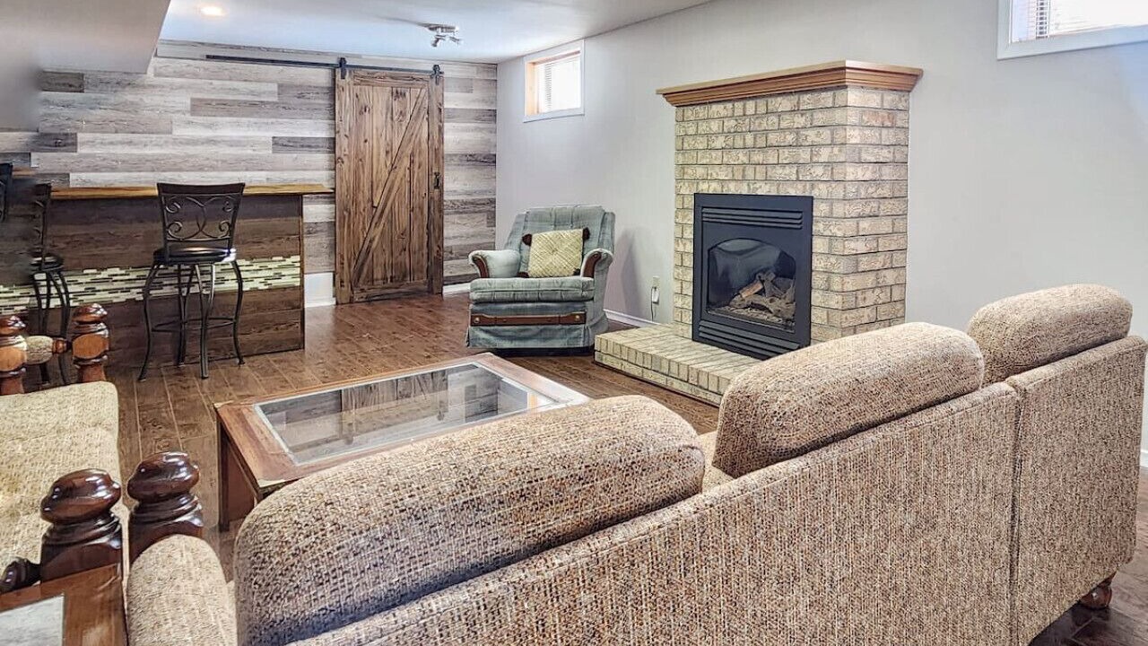 Photo of Livingroom in Clearview Township