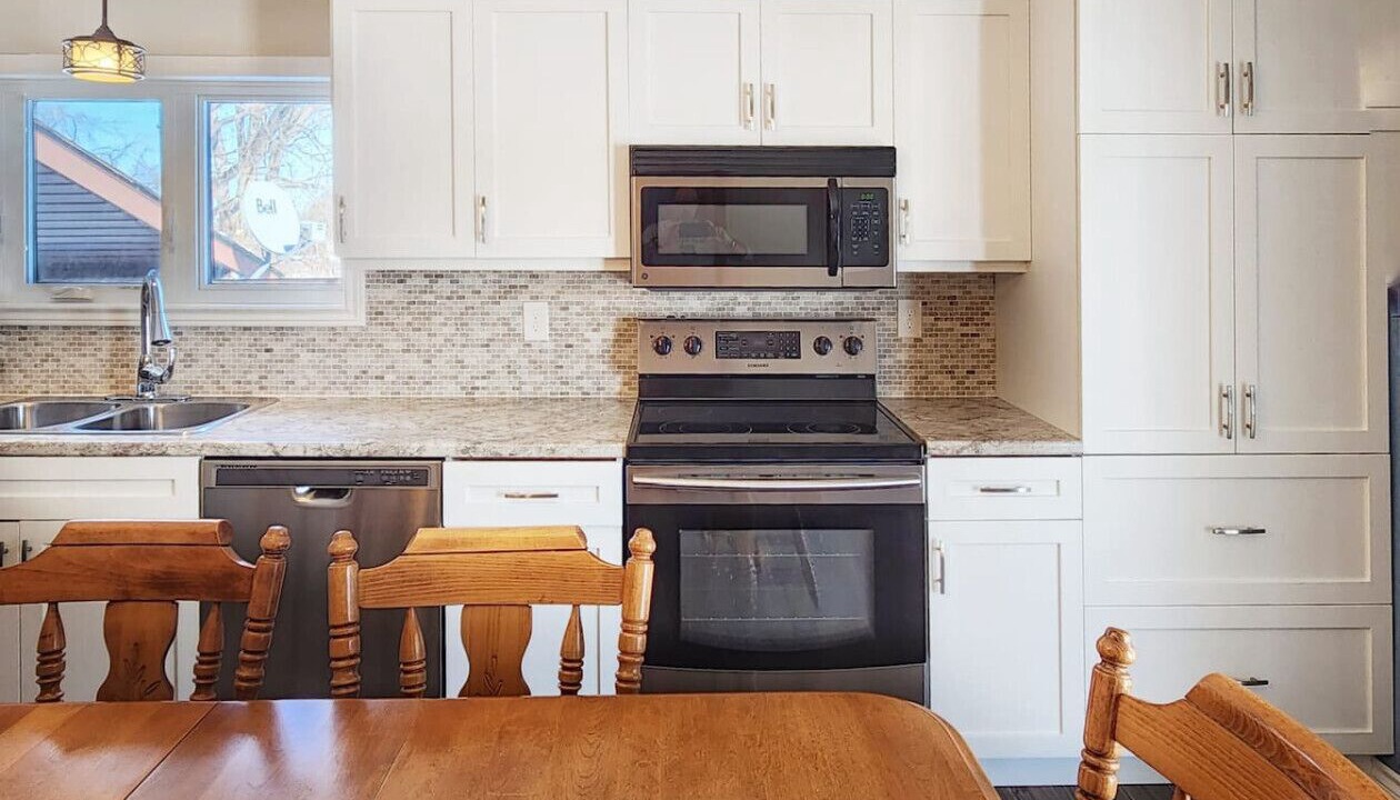 Photo of Kitchen in Clearview Township