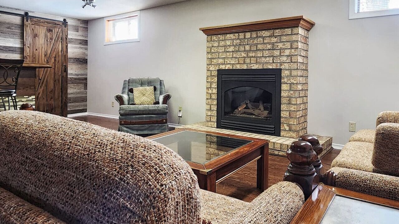 Photo of Livingroom in Clearview Township