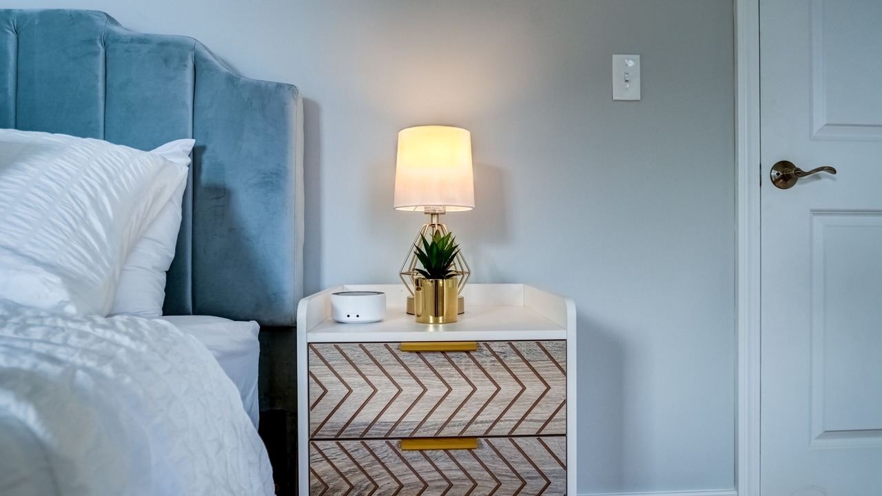 Photo of Others in The Hill