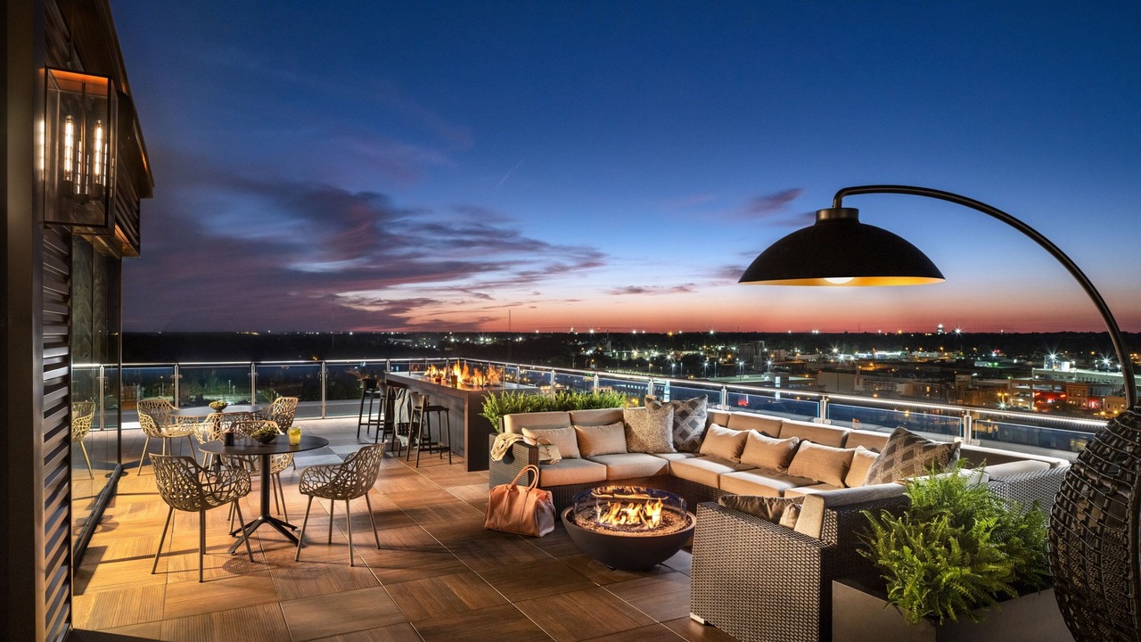 Photo of Others in Downtown Springfield