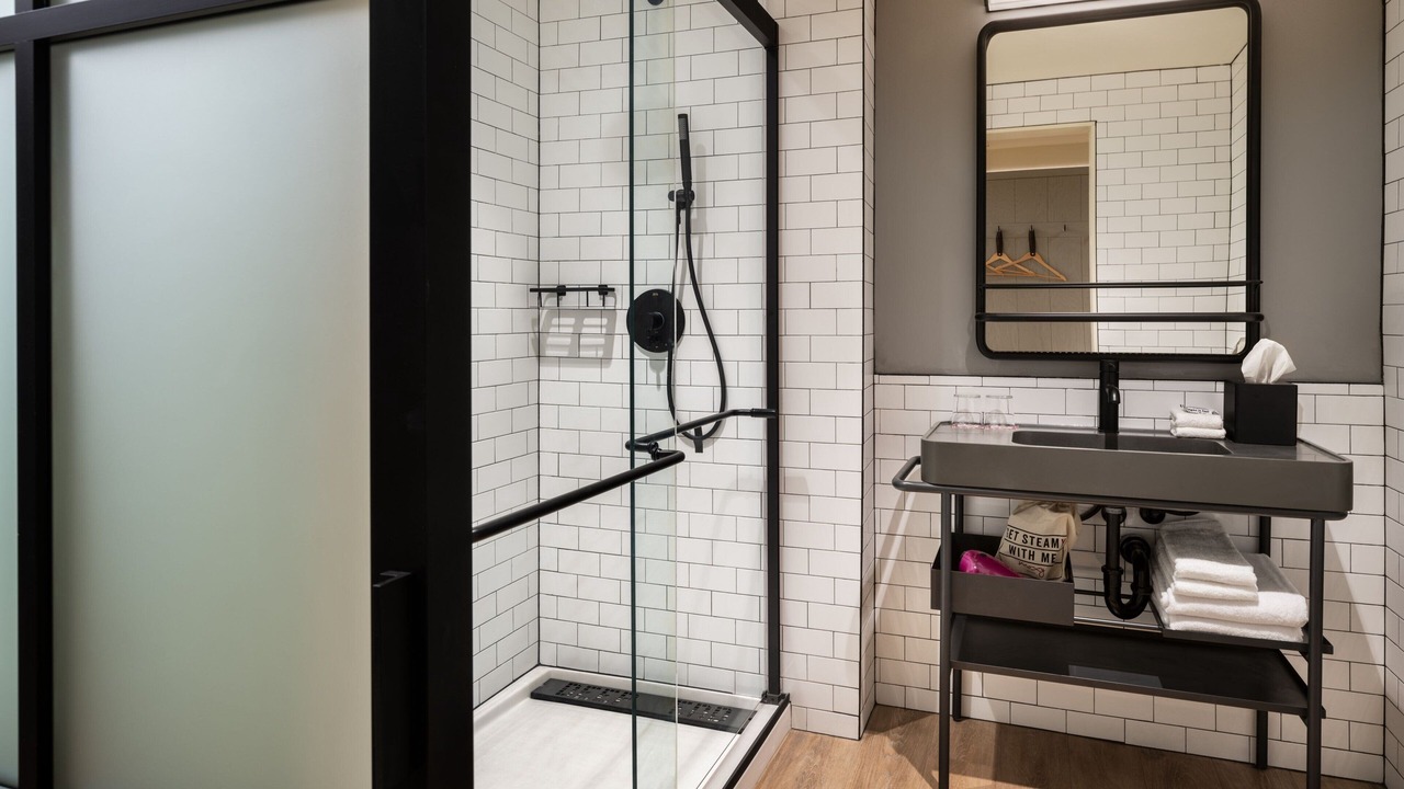 Photo of Others in Downtown Springfield