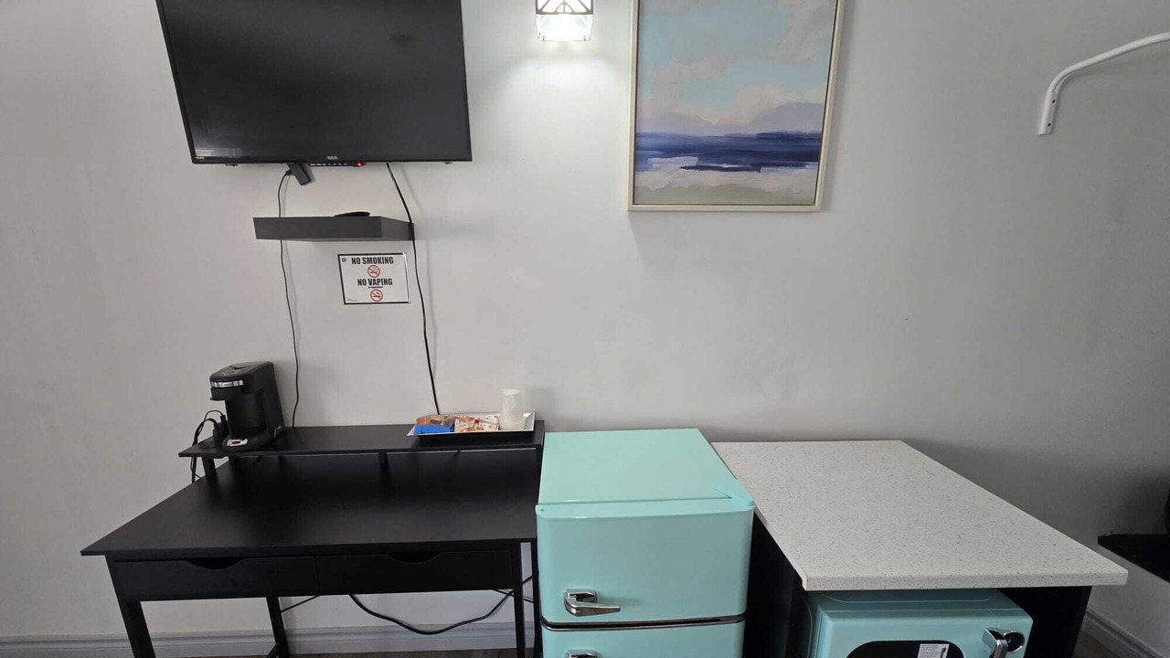 Photo of Livingroom in Jacksons Point