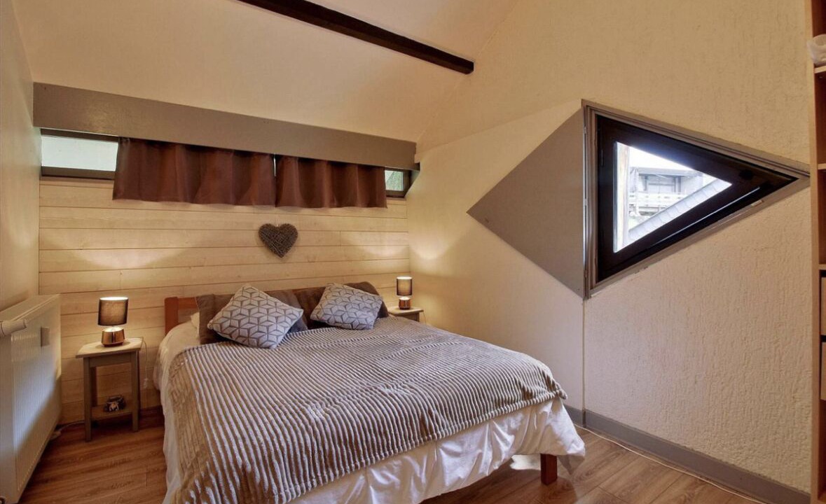 Photo of Bedroom in Campan