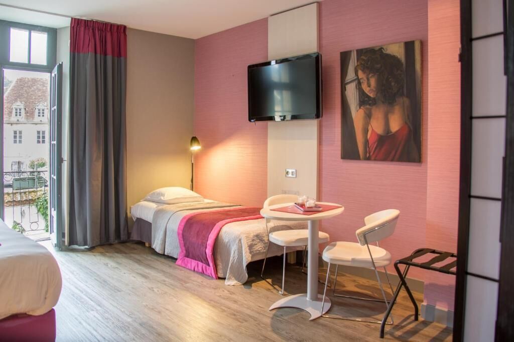 Photo of Bedroom in Beaulieu-sur-Dordogne