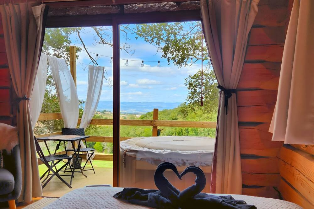 Photo of Bedroom in Alairac