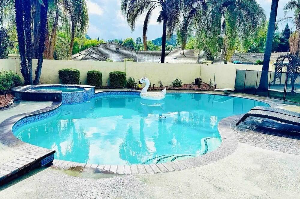 Photo of Outdoor in West Covina