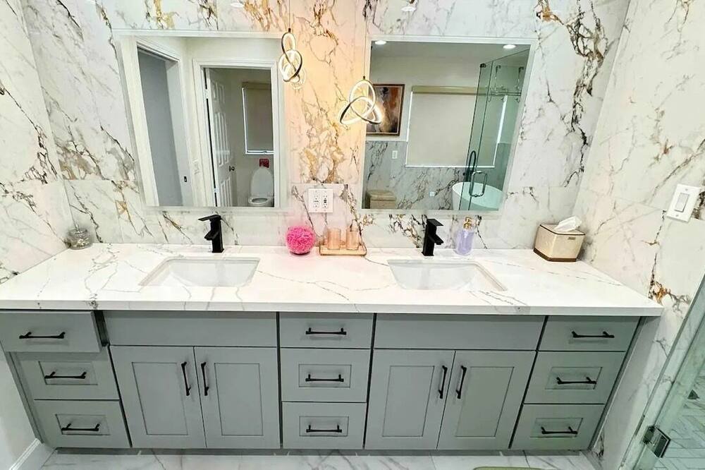 Photo of Bathroom in West Covina
