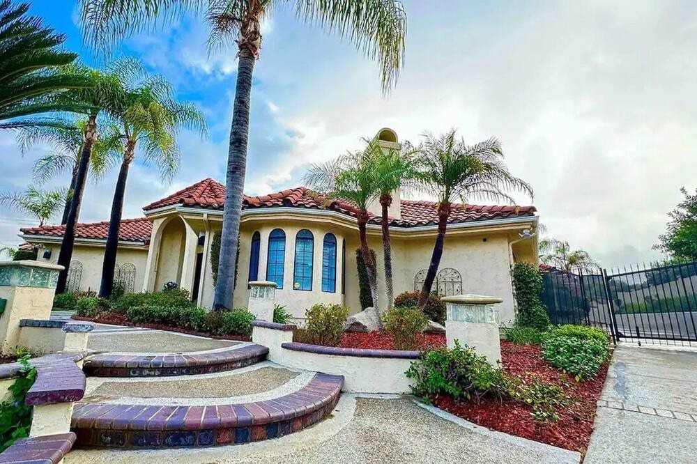 Photo of Outdoor in West Covina
