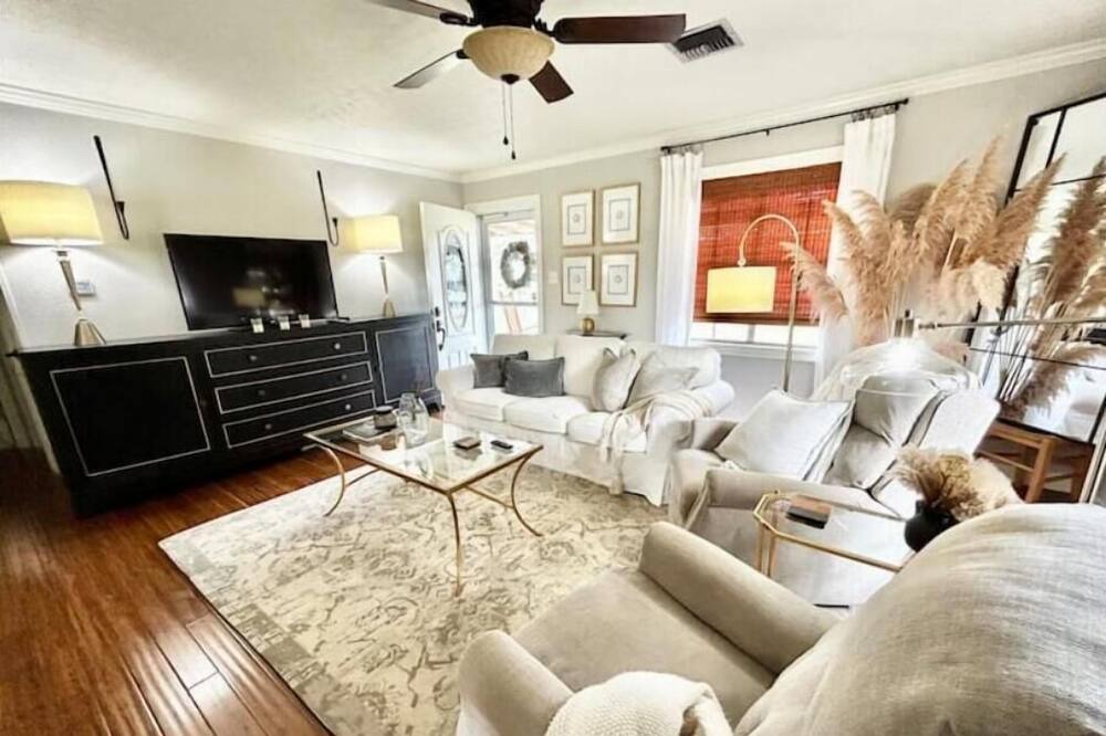 Photo of Livingroom in Breaux Bridge