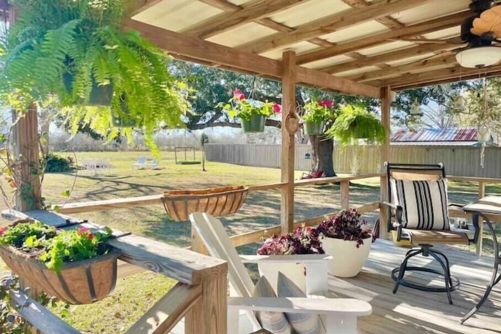 Photo of Outdoor in Breaux Bridge