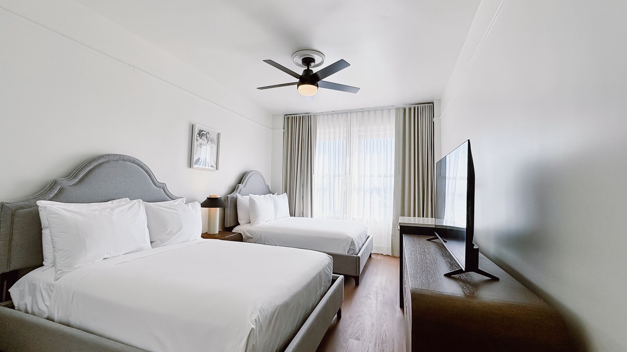 Photo of Bedroom in Theater District