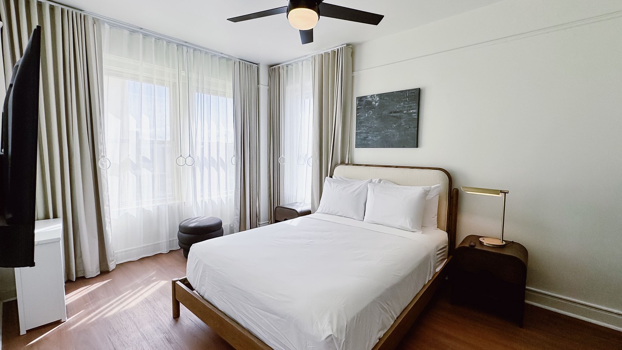 Photo of Bedroom in Theater District