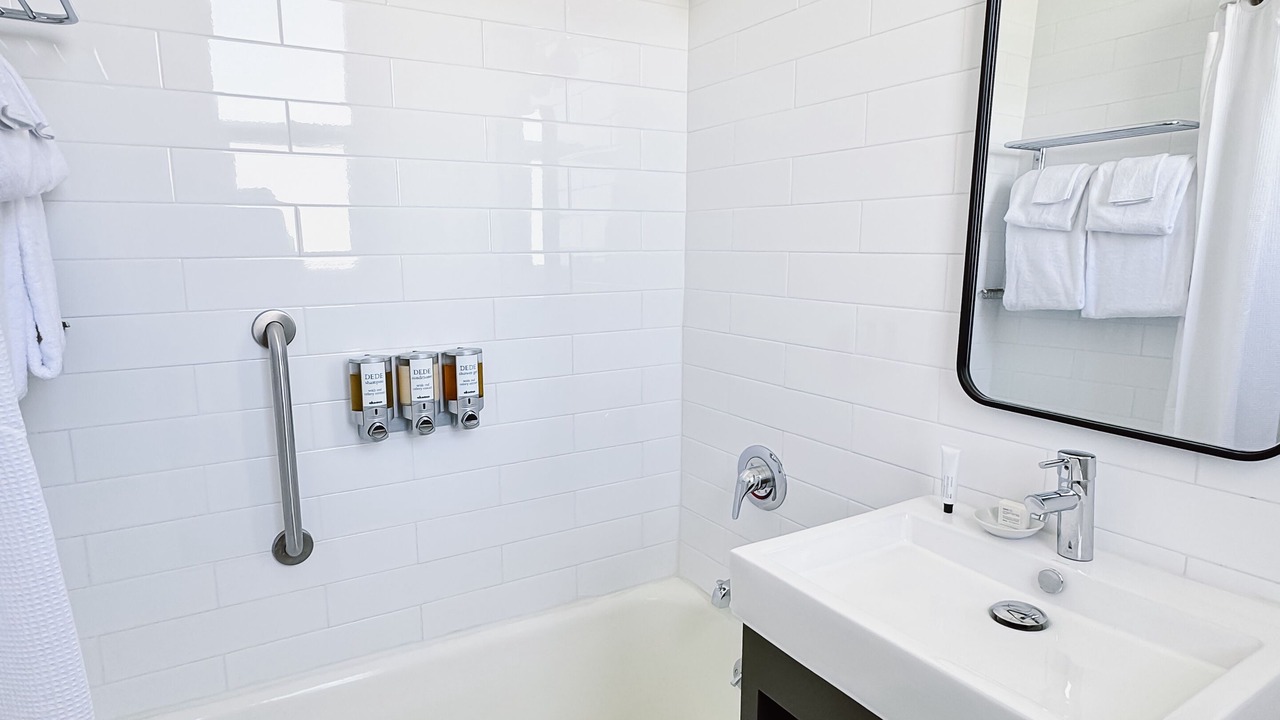 Photo of Bathroom in Theater District