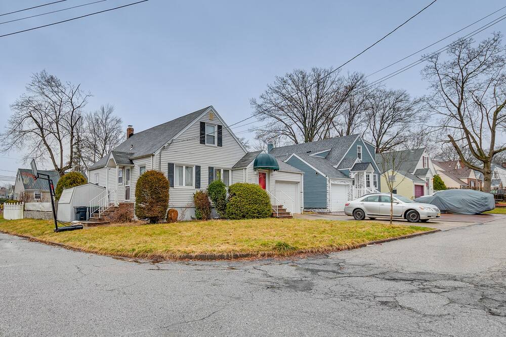 Photo of Outdoor in Dumont