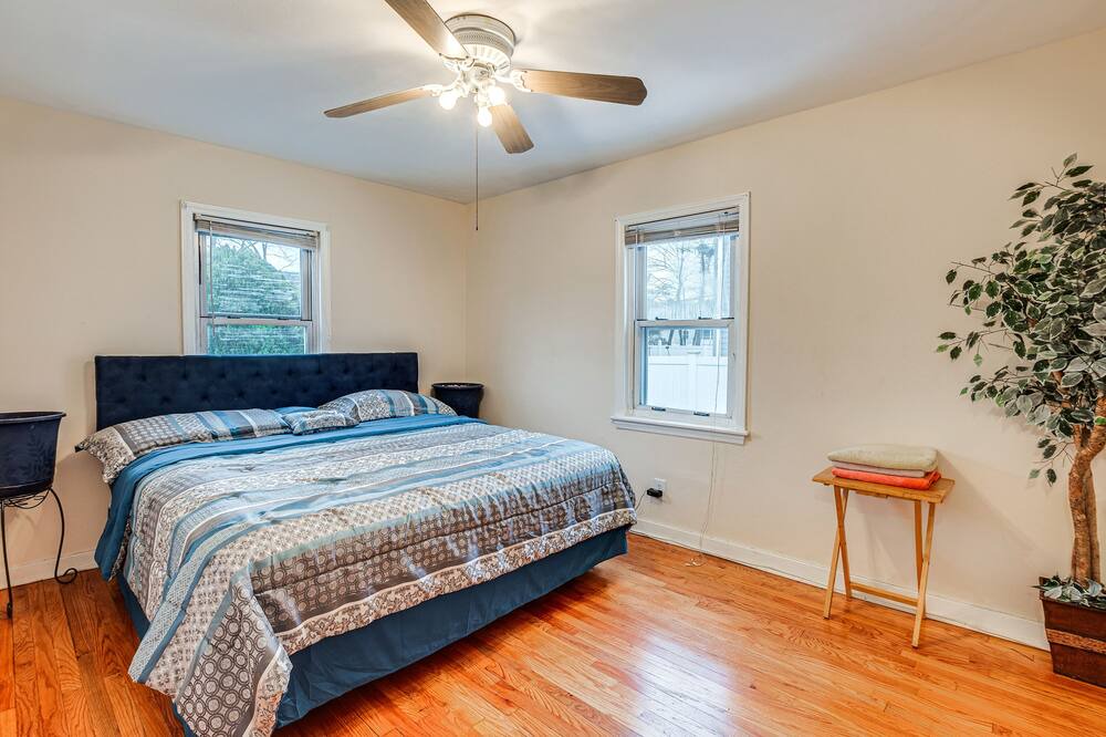Photo of Bedroom in Dumont