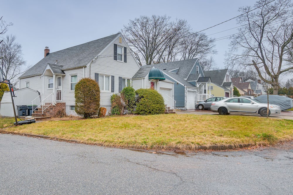 Photo of Outdoor in Dumont